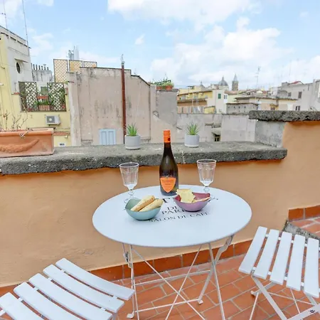 Διαμέρισμα Loft Capocci 37 - And