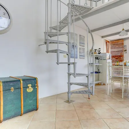 Διαμέρισμα Loft Capocci 37 - And